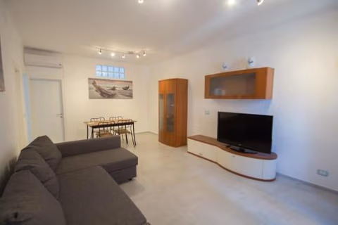 Appartamento piazza Buccelli a 10 mt dal mare — photo 8