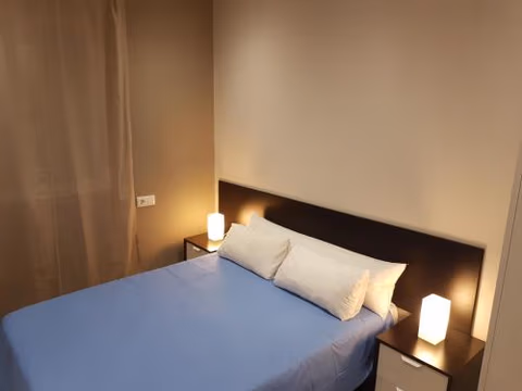 Vivienda Reina Victoria — foto 1