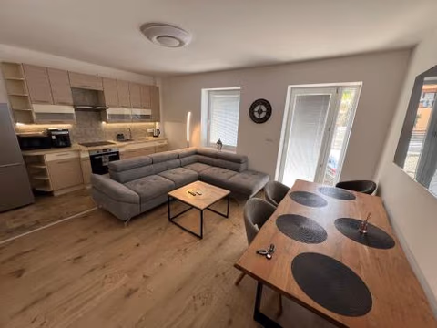Apartmány De Luxe — foto 1