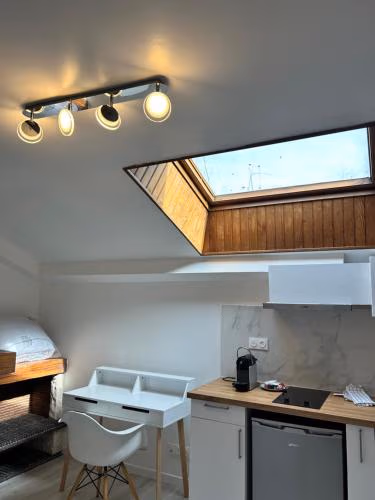 studio 21m2 équipé et meublé centre ville Massy — foto 1