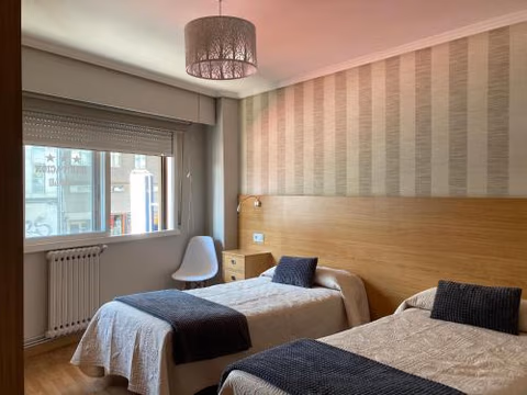 Hostal Crisol X Liste Station — photo 1