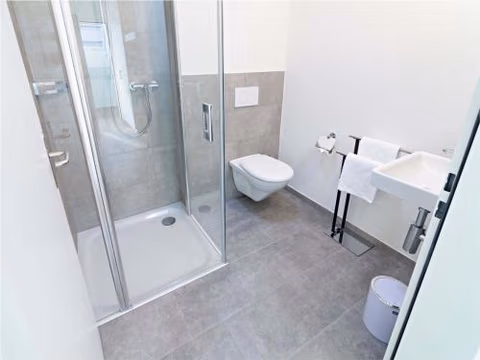 Exklusive 5,5 Zimmer Wohnung für Familien und Business — foto 5
