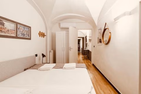 New Apartament in historical Genoa center — foto 8