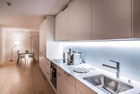 Top City Center Apartments location next to Lion Monument — foto 6