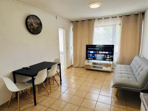 City Apartment Family & group — photo 1