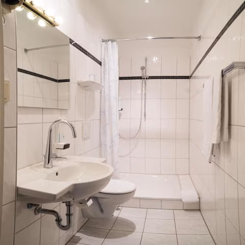 Hotel Niederrad - Self Check In — photo 8