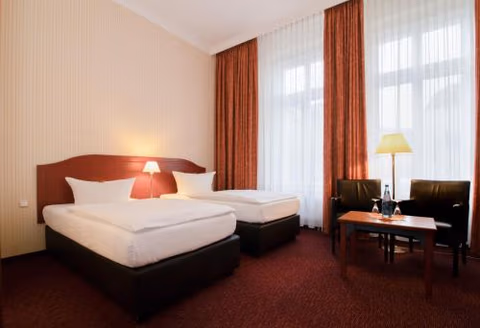 Akzent Hotel Am Goldenen Strauss — foto 2