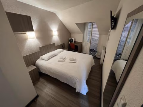 Hôtel Restaurant Le Foirail — foto 9