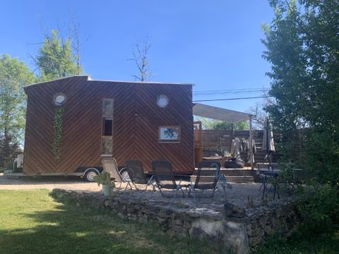 TINY HOUSE & SPA — foto 1