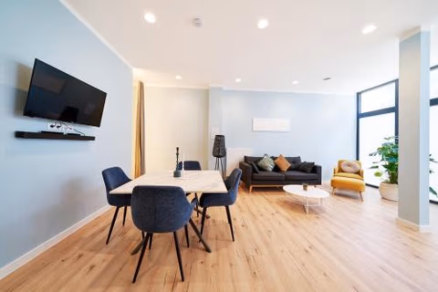 Design Studio I 3 Personen I Innenstadt I Küche I WIFI — foto 3