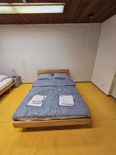 Privatzimmer -Venus- mit gemeinsamer Küche und Bad in der Altstadt Chur — foto 7