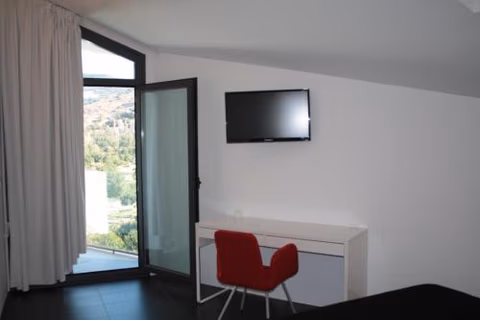 Hostal Tres Campanas — foto 2