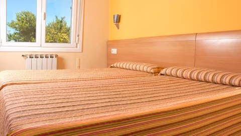 HOSTAL EUROPA pensión — foto 2
