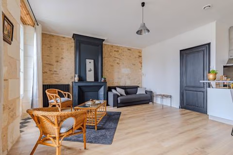 Break in Blaye apartment — foto 3