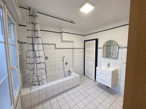 Logement 1 à 5 personnes — foto 3