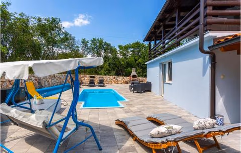 Cozy Home In Sveti Vid Dobrinjski — photo 2