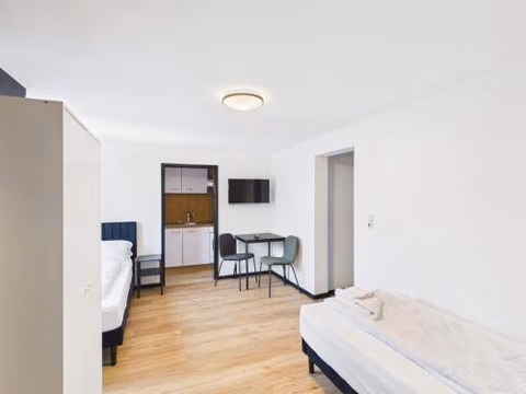 CROWN LIVING Basic Studios Fußach - Studios mit Küche, kostenloser Parkplatz, WLAN, Self Check-in, ideal für Feriengäste und Geschäftsreisende — foto 6