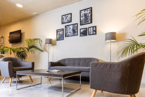 Hotel Serrano — photo 1