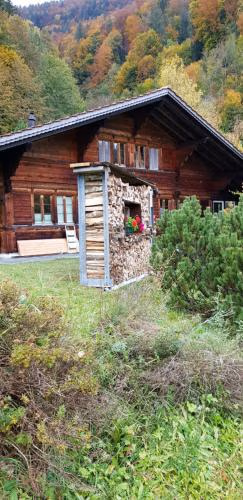 Gemütliche FeWo mit Sauna inmitten der Berge — foto 5