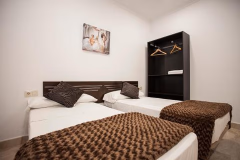 Hostal Rincón de Sol - Centro Madrid - Self Checkin — foto 1