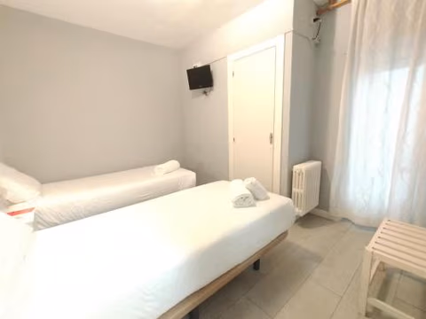 Hostal Albero by gaiarooms — foto 6