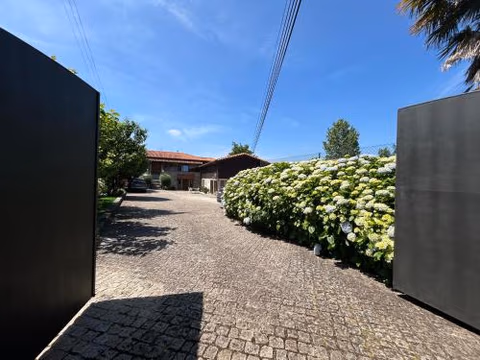 Bergui Guesthouse - Em Guimarães desde 2017 — photo 9
