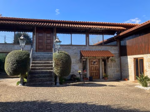 Bergui Guesthouse - Em Guimarães desde 2017 — photo 1