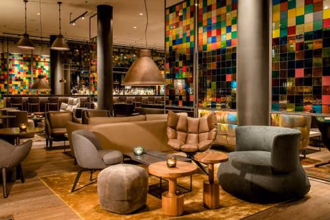 Motel One Köln-Neumarkt — photo 6