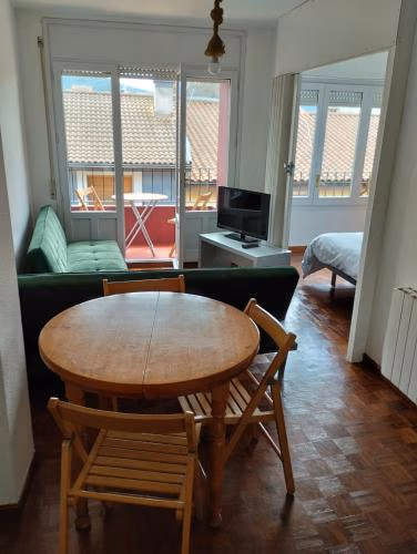 Luminoso, céntrico y silencioso apartamento — foto 1