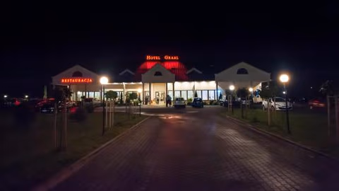 Hotel Graal Targowisko — photo 1