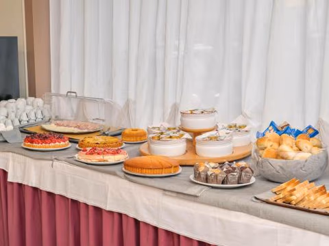 B&B HOTEL Riviera Celle Ligure — photo 4