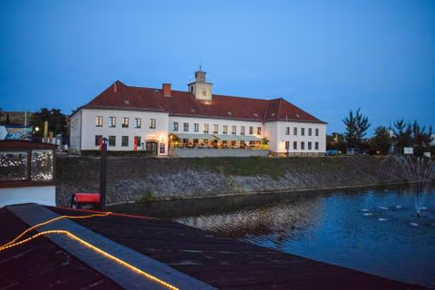 Restaurant und Pension Alberthafen — foto 1