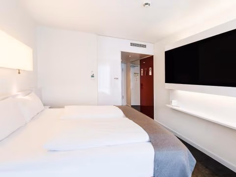 DORMERO Hotel Frankfurt — foto 2