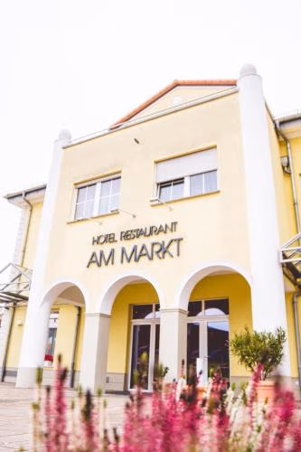 Warias Hotel & Restaurant — foto 3