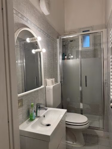 Savona Casa Vacanze vicino Mare 3 minuti WIFI — photo 6
