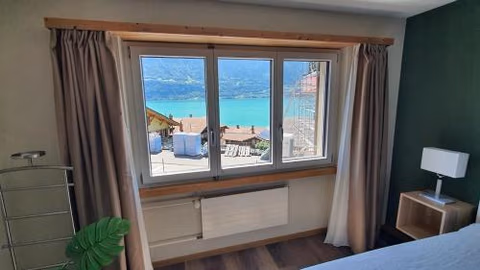 Apartment by Lake Brienz with lake view — foto 6