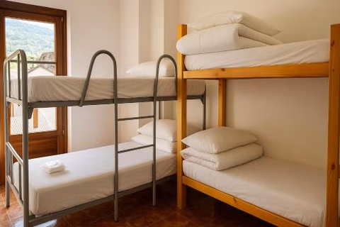 Albergue Tritón - Villanúa — photo 9