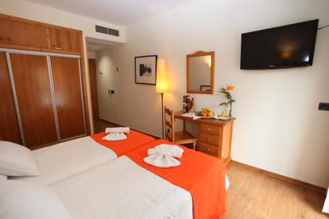 Hotel La Bodega — foto 1