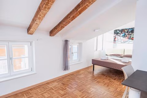 Hurban Apartments Venezian — photo 1