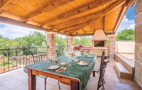 Stunning Home In Svet Vid Dobrinjski — foto 2