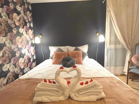 Chambre d'Amour Jacuzzi Bordeaux Parking — foto 3
