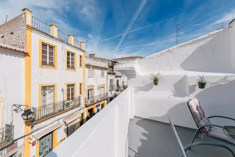 Home near Évora's main square with private terrace — photo 8