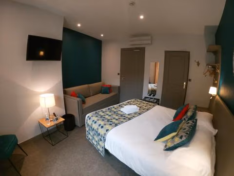 Logis hotels Les Glycines — foto 5