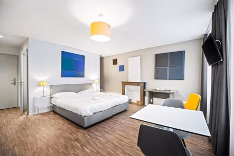 Hine Adon Fribourg City Hotel Self checkin — foto 9