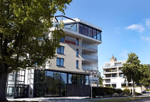 EINSTEIN Hotel am Römerpark — foto 1