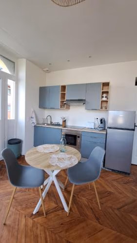 Chez Nous — foto 1