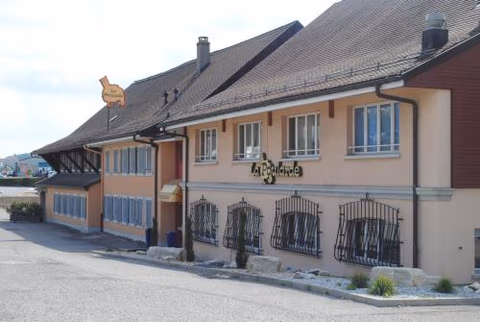 Motel - Hôtel La Poularde — foto 1