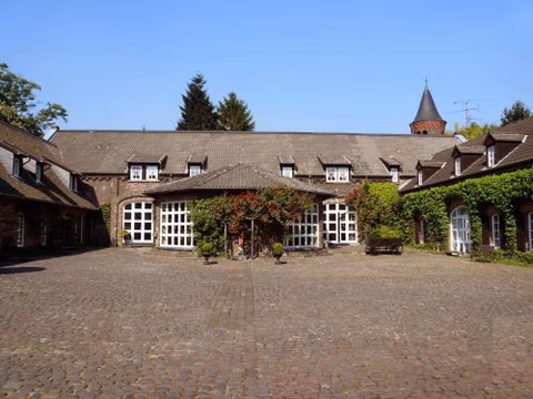 Falderhof — photo 1
