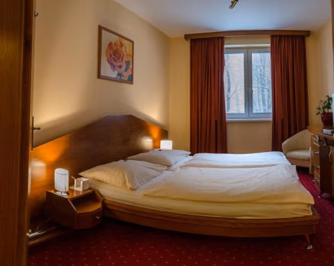 Hotel West — photo 2