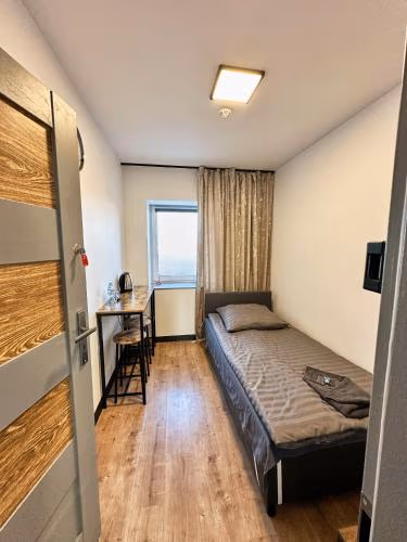 Noclegi Bezpłatny Dowóz AirNest24 Lotnisko Katowice-Pyrzowice — foto 5